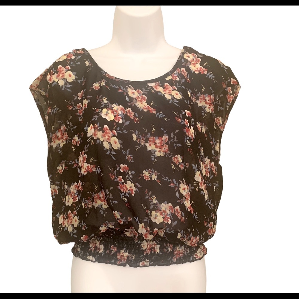 Wet Seal Girl’s Floral Blouse Size L
